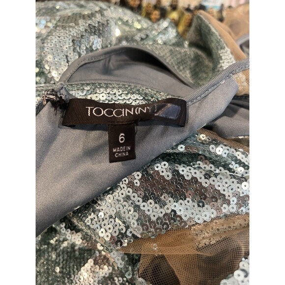 Toccin Sequin Cut Out Gown Size 6 - Picture 11 of 12